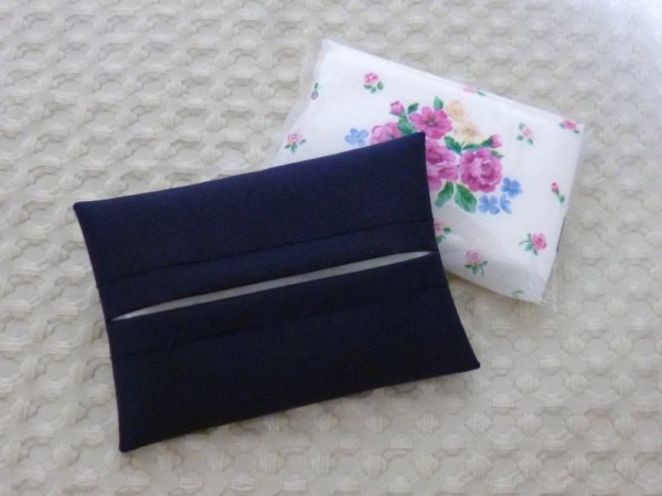 ミニミニティッシュケースです