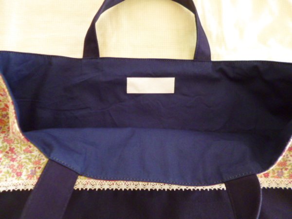 画像3: 手提げ【38×25×5】紺　お花　立教女学院仕様 (3)