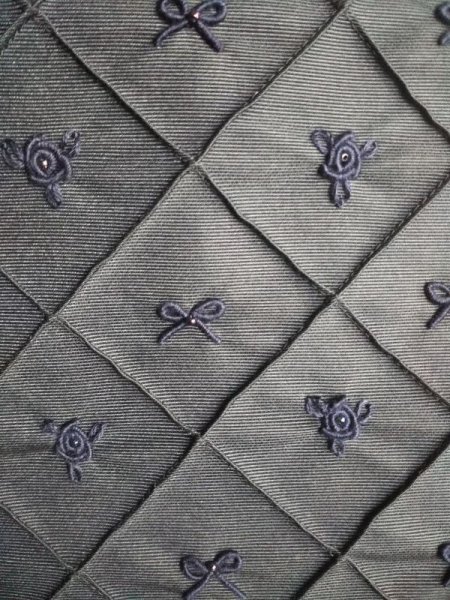 画像2: チャームママワイドL 【紺】紺バラ＆リボン刺繍 (2)