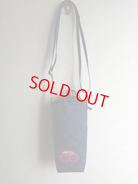 画像2: 水筒ケース【紺ナイロンキルティング】　Ｍスリムタイプ　さくらんぼ (2)