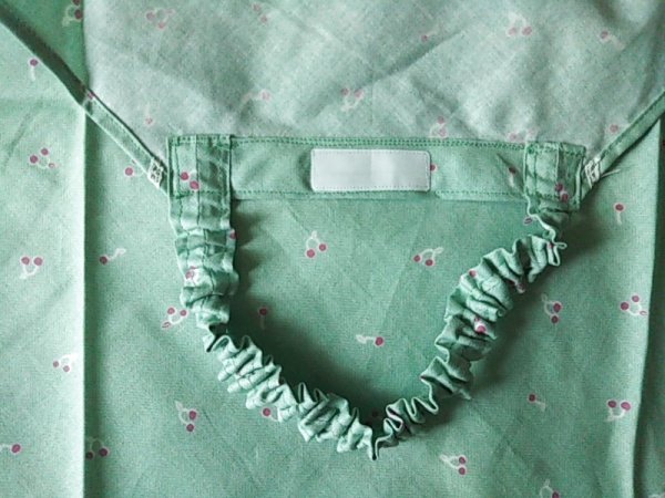 画像2: お弁当エプロン【さくらんぼ】５０cm (2)