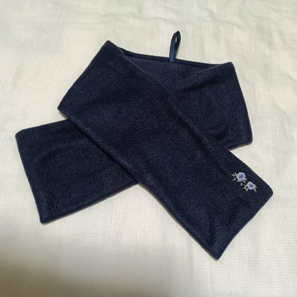 画像1: フリースマフラー【紺】刺繍 (1)