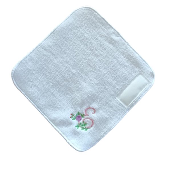画像2: ネーム付き　１５ｃｍ　イニシャル　E　タオルハンカチ　 (2)