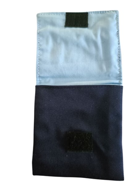 画像2: おめだい　ロザリオケース【９×9.5】紺　イニシャルA (2)