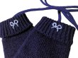 画像1: ※紐付き※キッズニット手袋【紺】M　ブルーリボン (1)